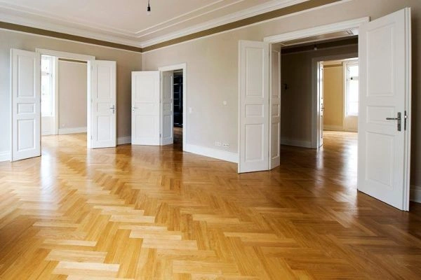 Lijado y barnizado de parquet en Pamplona