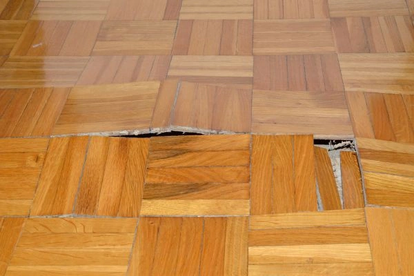 Reparación de suelos de parquet en Pamplona